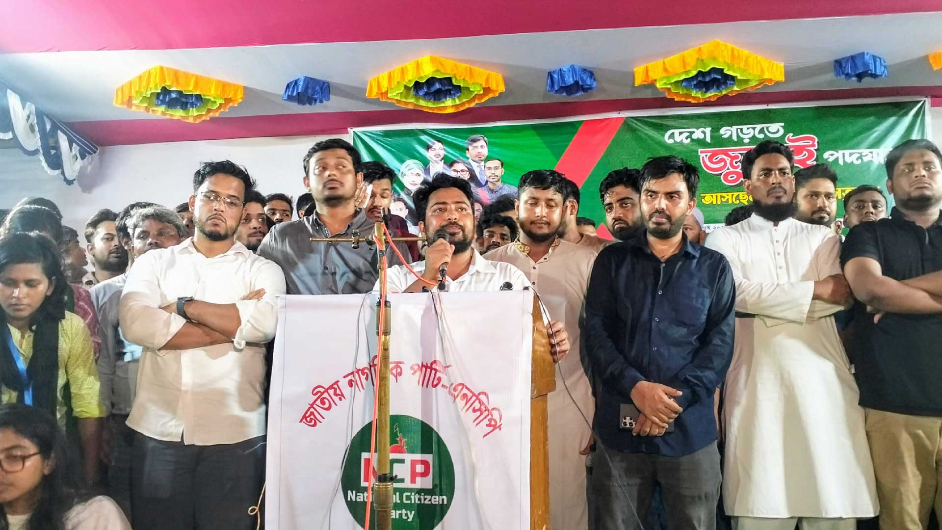 গোপালগঞ্জে হামলার পর আমরা দ্বিগুণ শক্তিশালী হয়েছি: নাহিদ ইসলাম