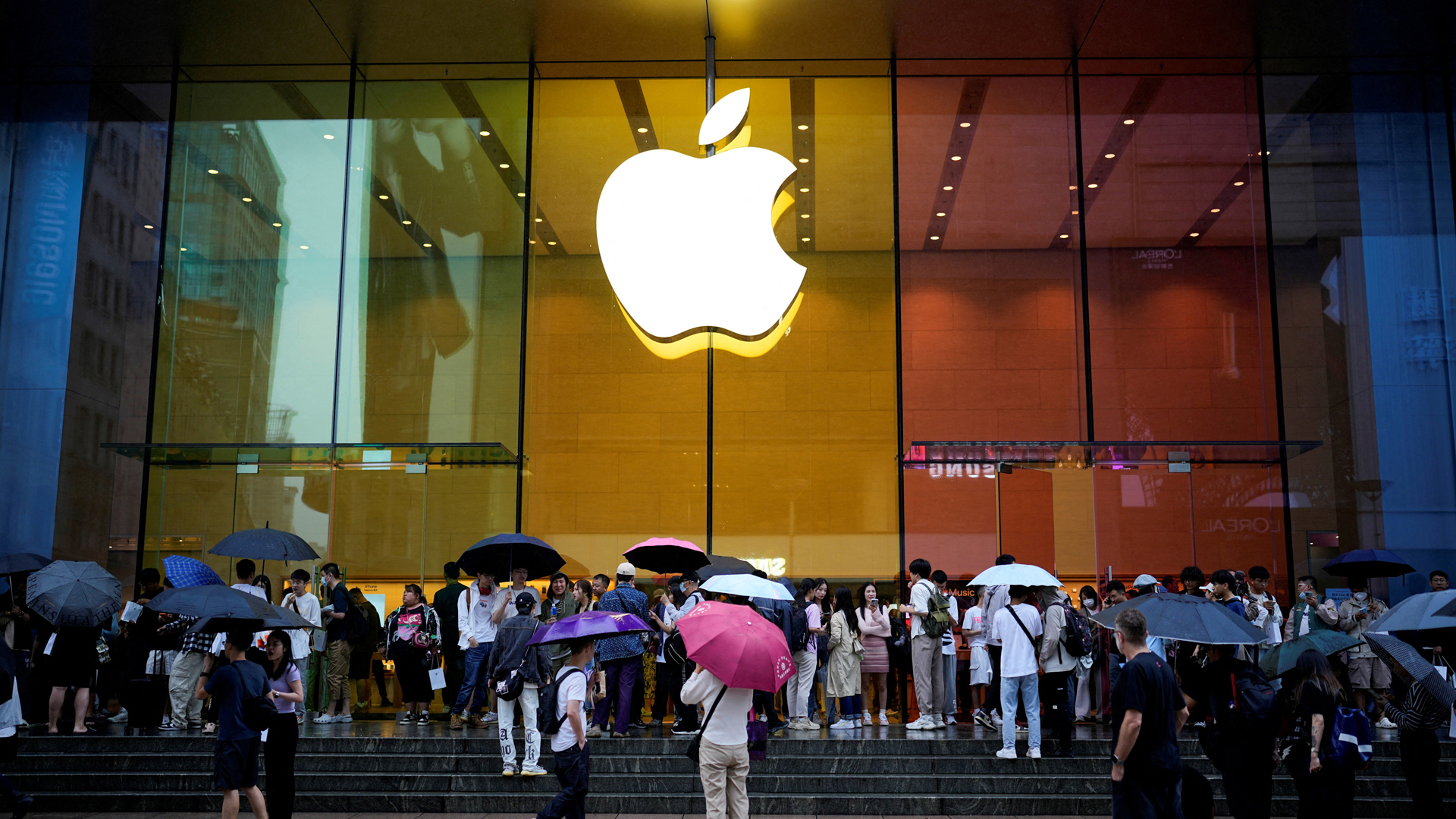 আইফোন ১৮ কেন এখনই আলোচনায়