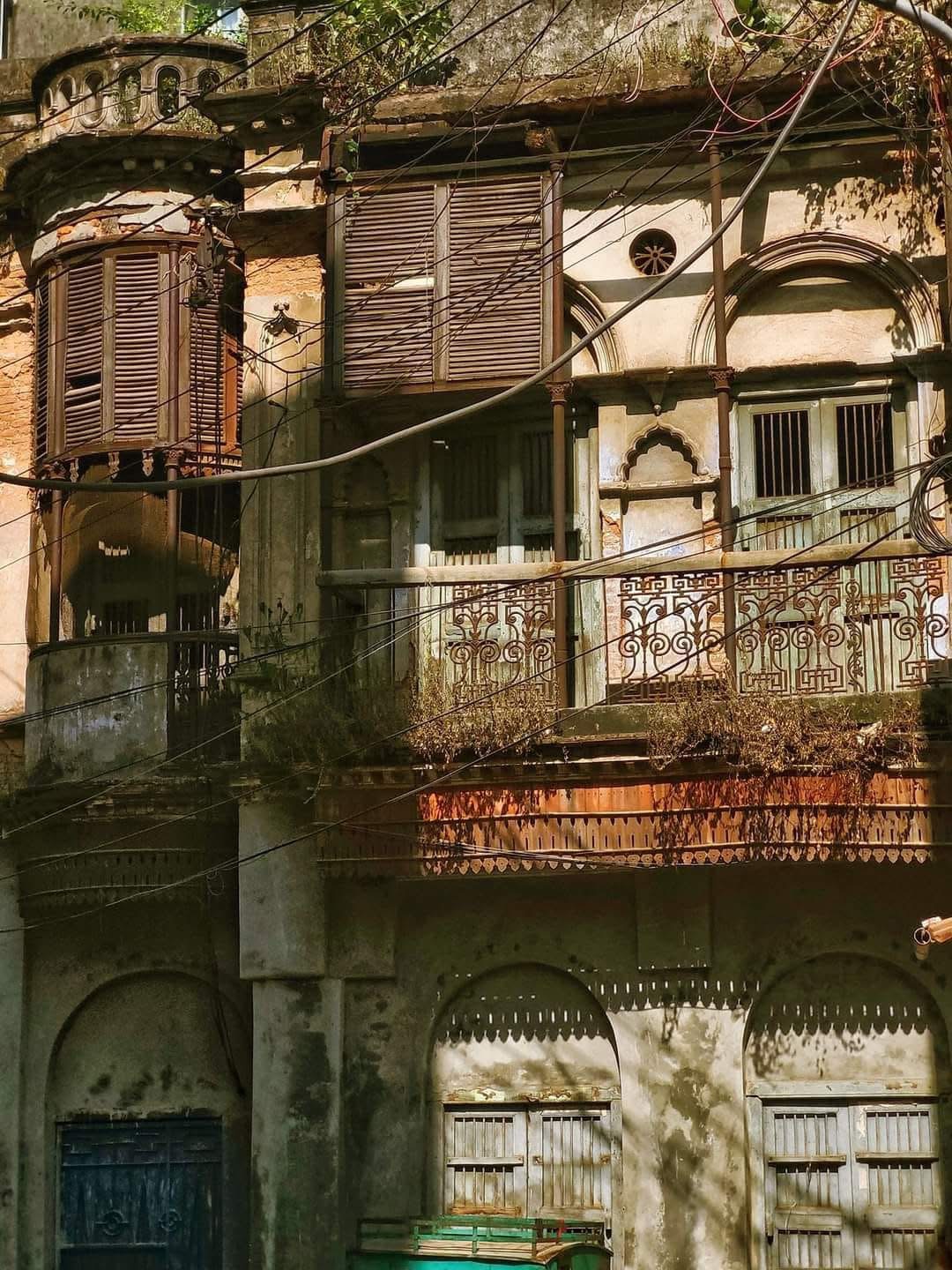ওয়ারী