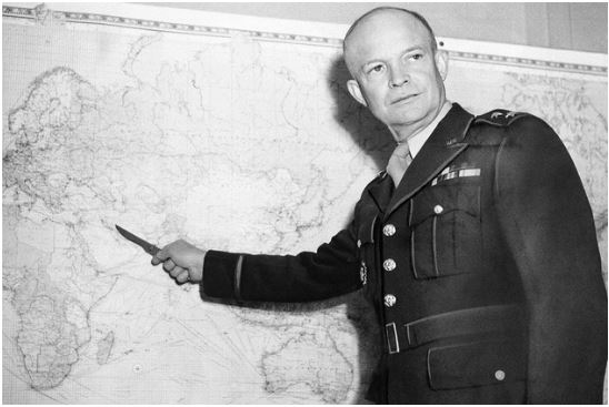 মার্কিন জেনারেল আইজেনআওয়ার। ছবি: সংগৃহীত