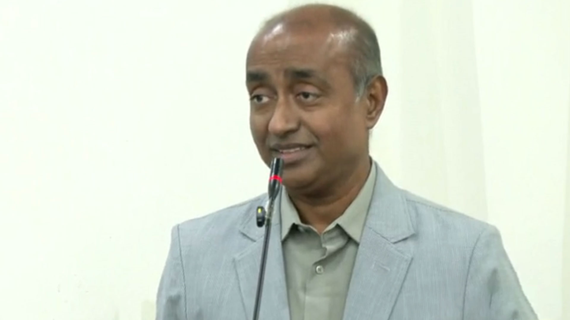 আইনমন্ত্রী