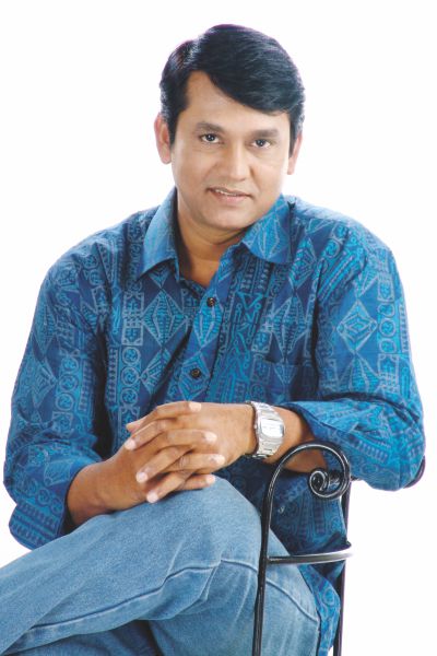 আজিজুল হাকিম। ছবি: সংগৃহীত