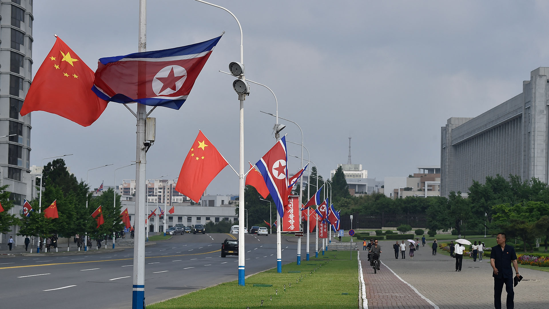  a street in Pyongyang