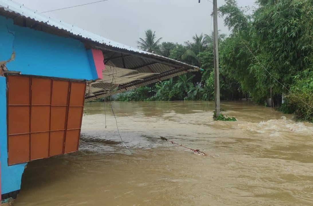 ফ্লাড