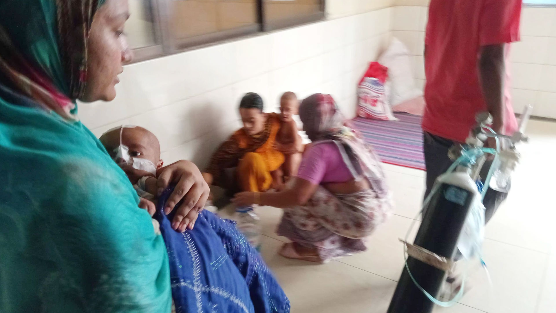 হাম আক্রান্ত শিশুদের নিয়ে উৎকণ্ঠায় অভিভাবক