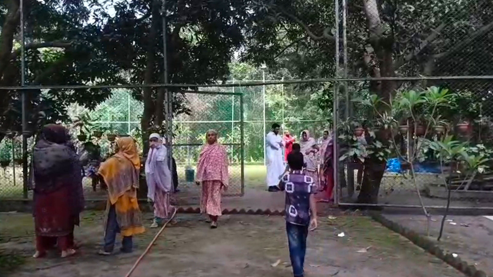 Kaarina Kaisar laid to rest in Munshiganj