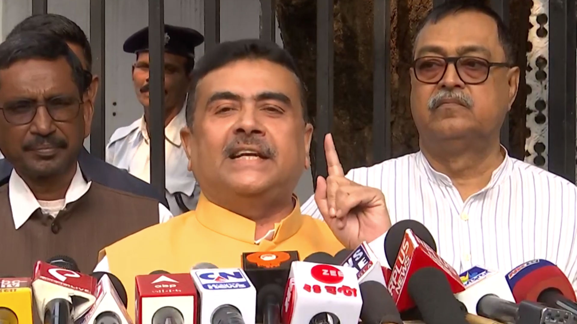  শুভেন্দু অধিকারী