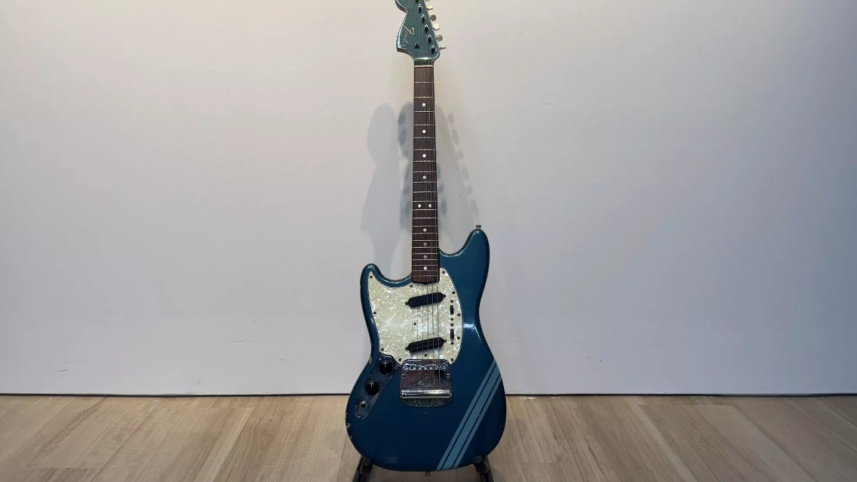Curt Cobaine's guitar