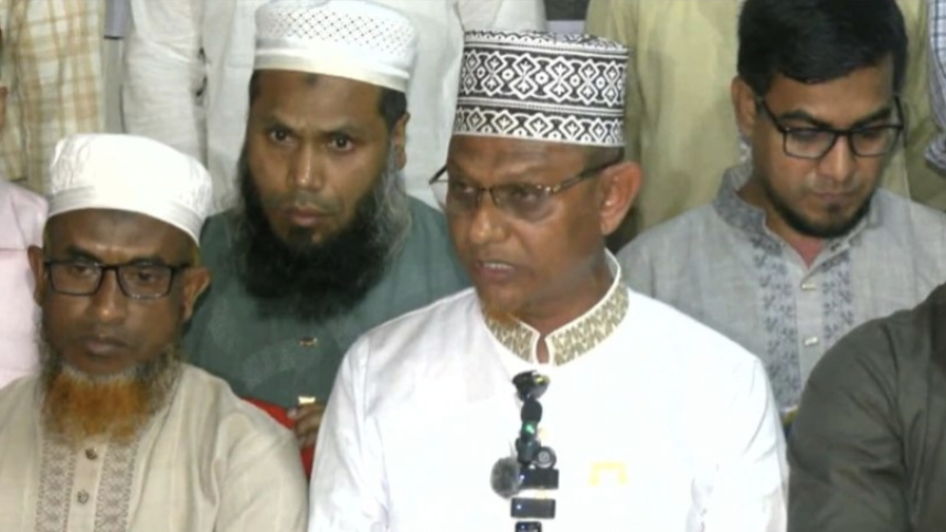 জামায়াত মনোনীত প্রার্থী মাসুদুর রহমান সংবাদ সম্মেলন করে ভোট বর্জনের ঘোষণা দেন। ছবি: সংগৃহীত