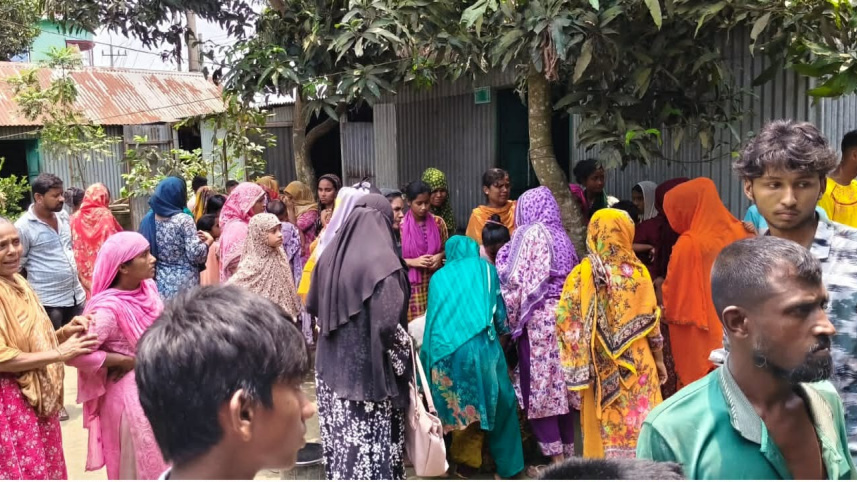 টাঙ্গাইলে অটোরিকশা ও মোটরসাইকেলের সংঘর্ষে নিহত ৩ কিশোর