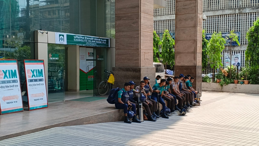bank padlocked ctg