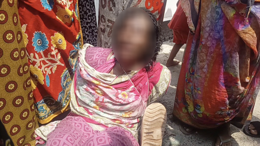 নারীকে খুঁটিতে বেঁধে মারধর, চুল কেটে মুখে কালি মাখানোর অভিযোগ