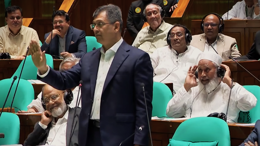 সংসদে বক্তব্য দিচ্ছেন স্বরাষ্ট্রমন্ত্রী সালাহউদ্দিন আহমেদ। ছবি: ভিডিও থেকে স্ক্রিণশট