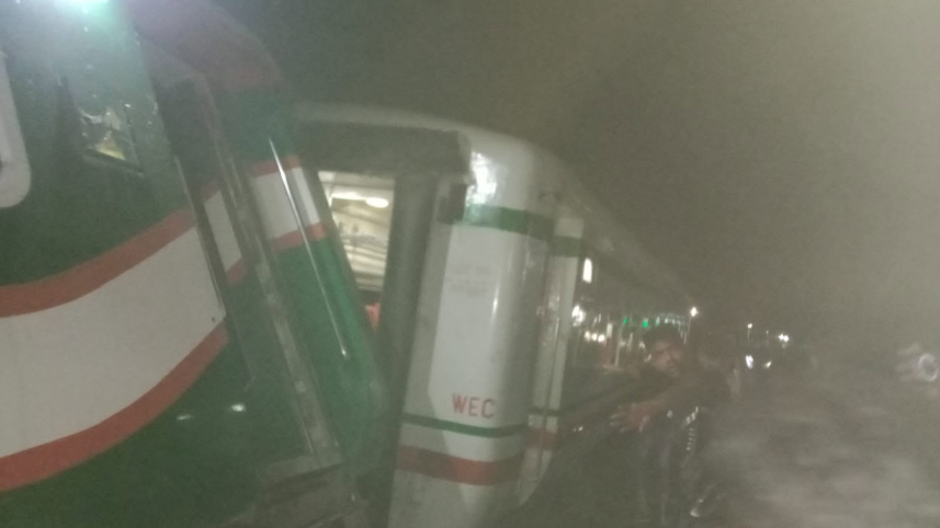 ট্রেনটি গৌরীপুর স্টেশন ত্যাগ করে চট্টগ্রামের উদ্দেশে যাত্রা শুরুর পর এ দুর্ঘটনা ঘটে। ছবি: সংগৃহীত