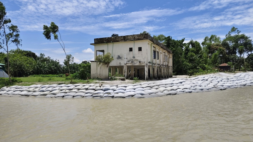 নদী ভাঙন
