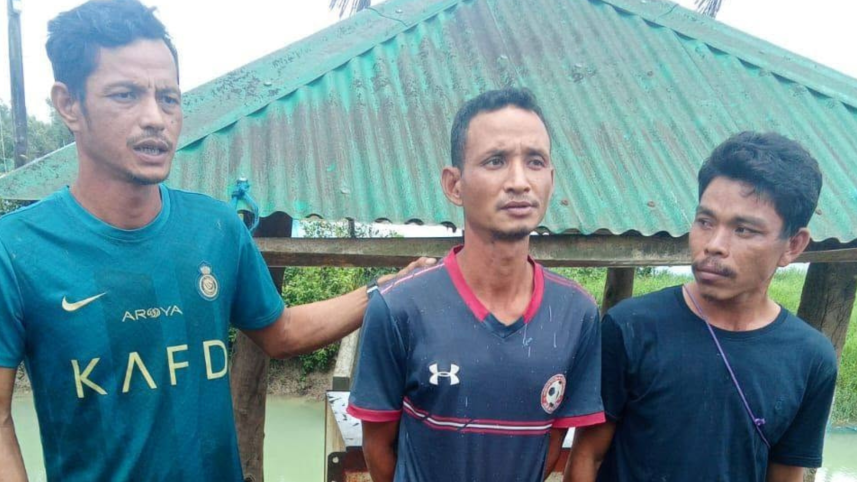 মিয়ানমার সেনাবাহিনীর এক সদস্যসহ দুই পুলিশ গ্রেপ্তার।  ছবি: সংগৃহীত