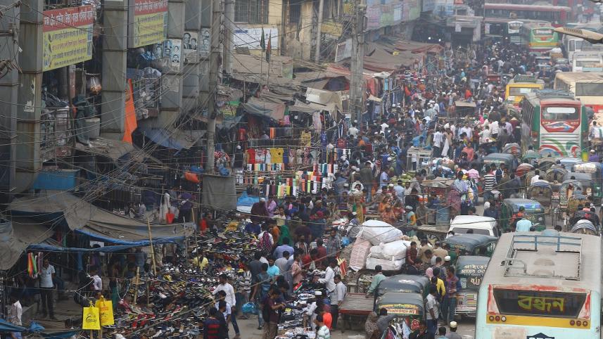 Gulistan-hawkers.JPG