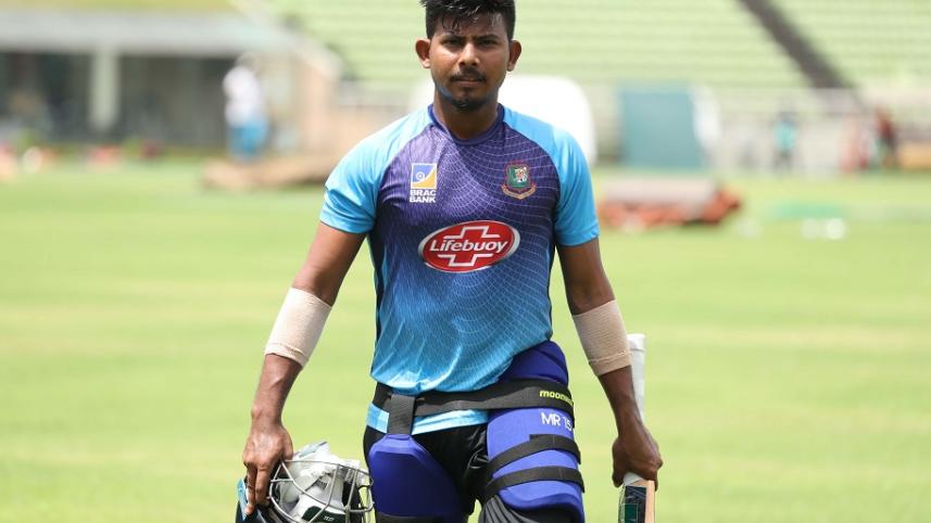 Mosaddek Hossain