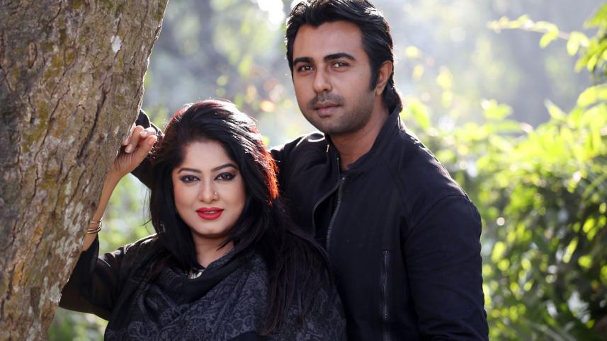 Mousumi-and-Apurba