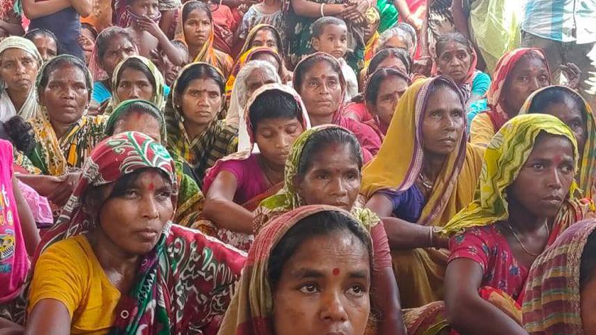 Tea labourers