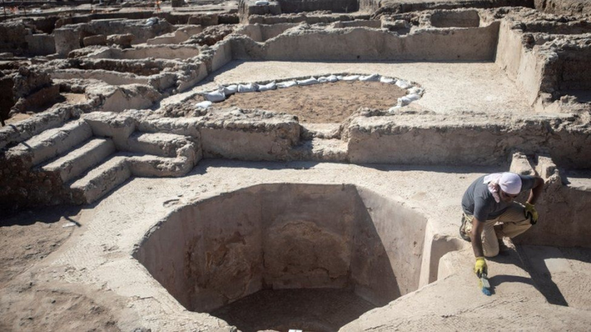 _121026280_071224229-2.jpg