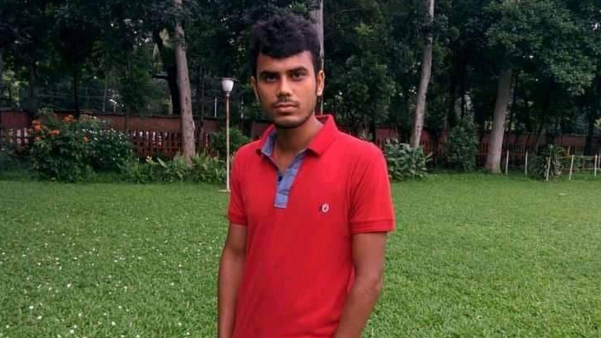 du_student_adnan_28oct21.jpg