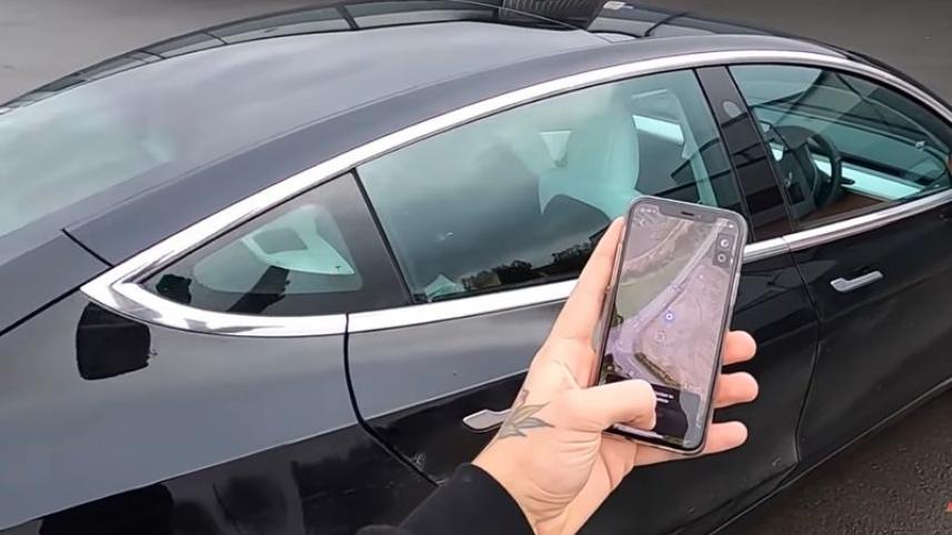 tesla-pi-phone-starlink-_17ce5d47a5f_original-ratio.jpg
