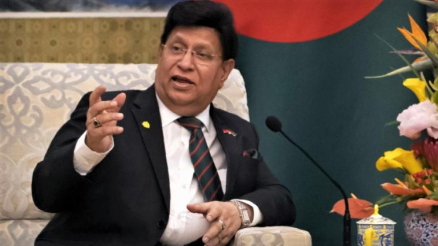 momen-reuters.jpg