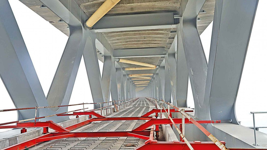 rail-line.jpg