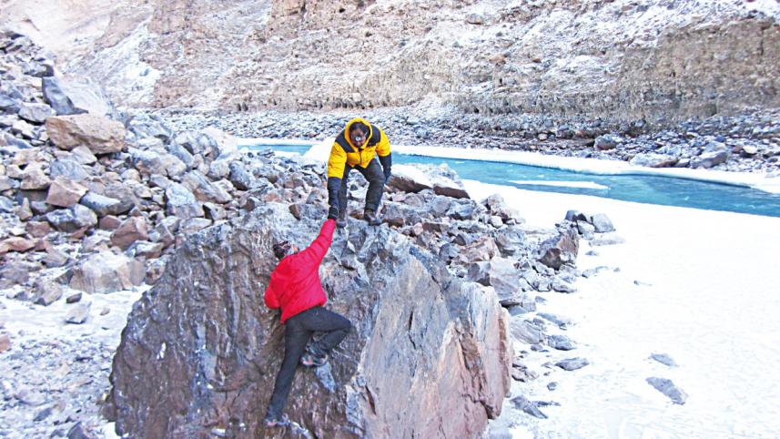 chadar-trek-3.jpg
