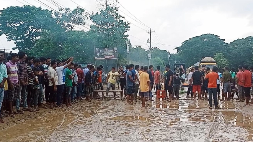 netrakona_chairman-02.jpg