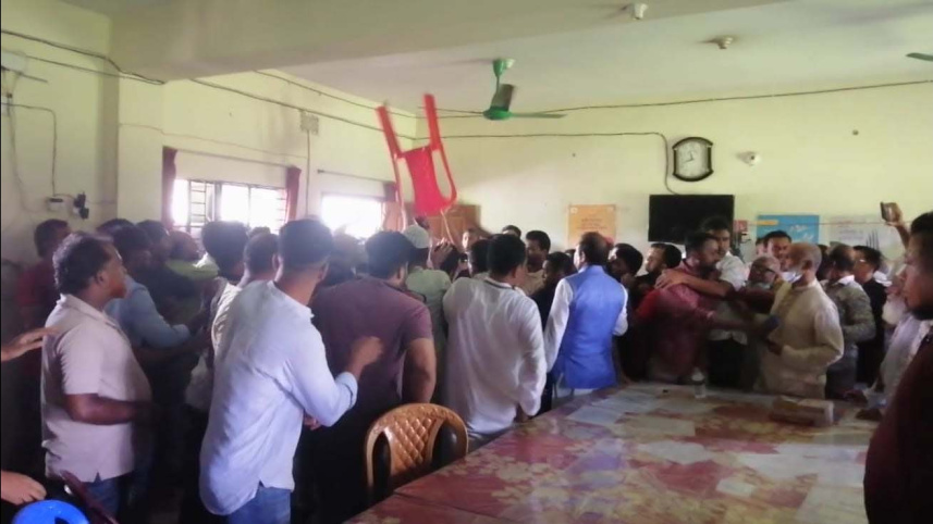 noakhali_al_clash_pic_03.jpg