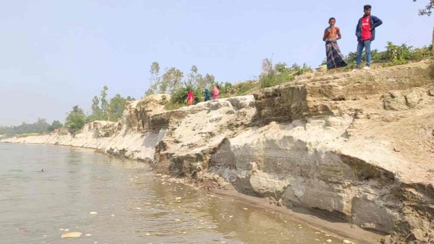 যমুনায় ভাঙন