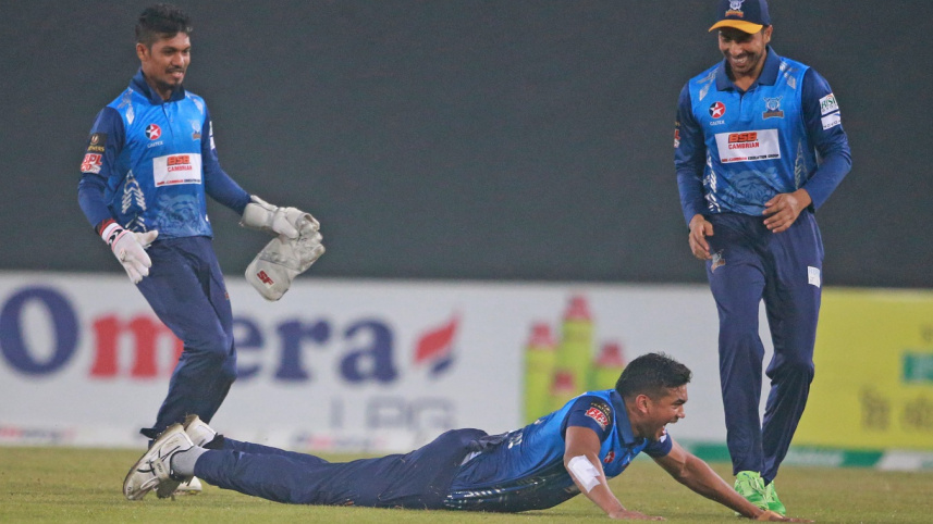 Taskin Ahmed