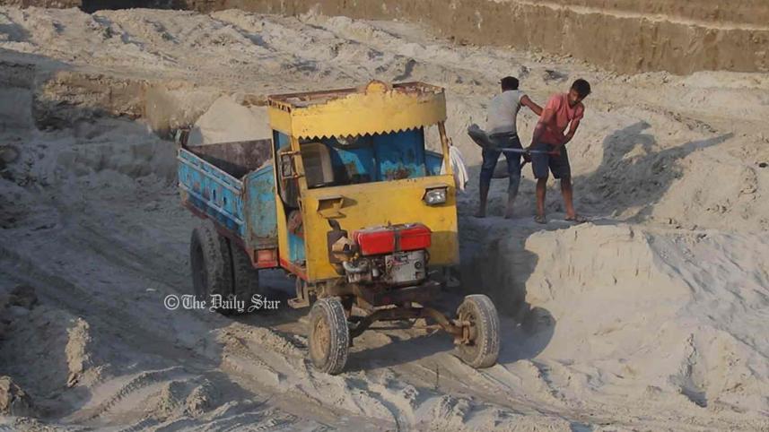 শুষ্ক মৌসুমে পদ্মা