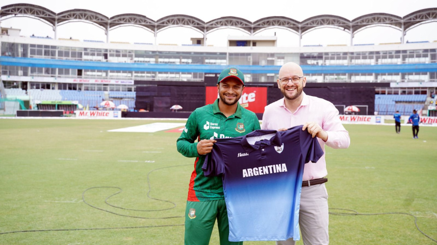 shakib_and_andrew_leonard.jpg