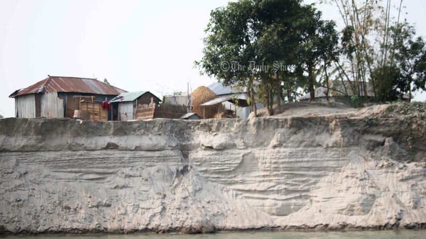 নদী ভাঙন
