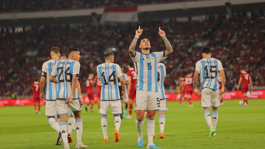 paredes.jpg