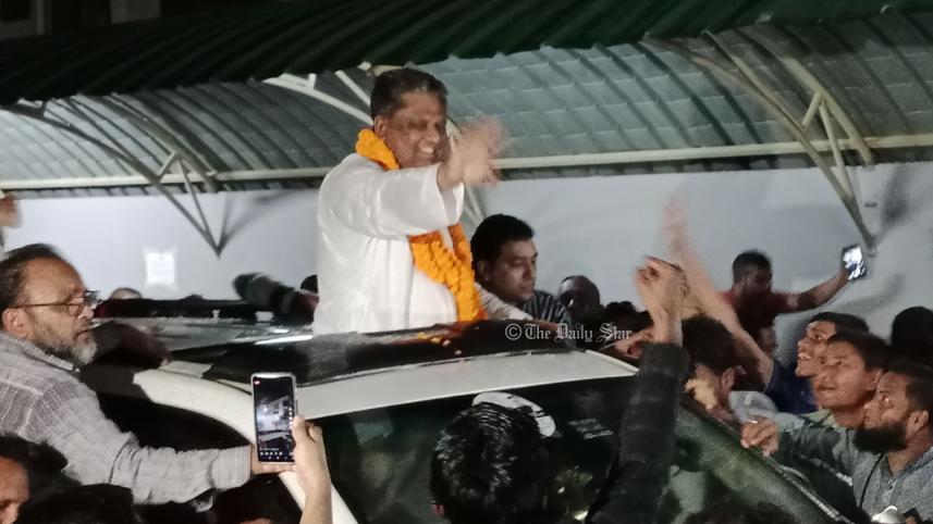 আনোয়ারুজ্জামান