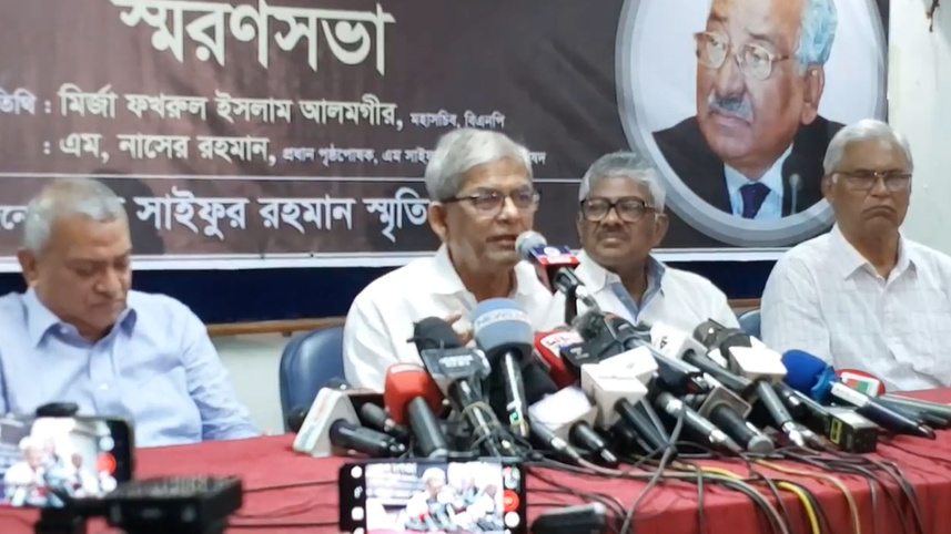 এত নিঃস্ব হয়ে গেছেন, বাইডেনের সঙ্গে সেলফি তুলে ঢোল পেটাচ্ছেন: ফখরুল