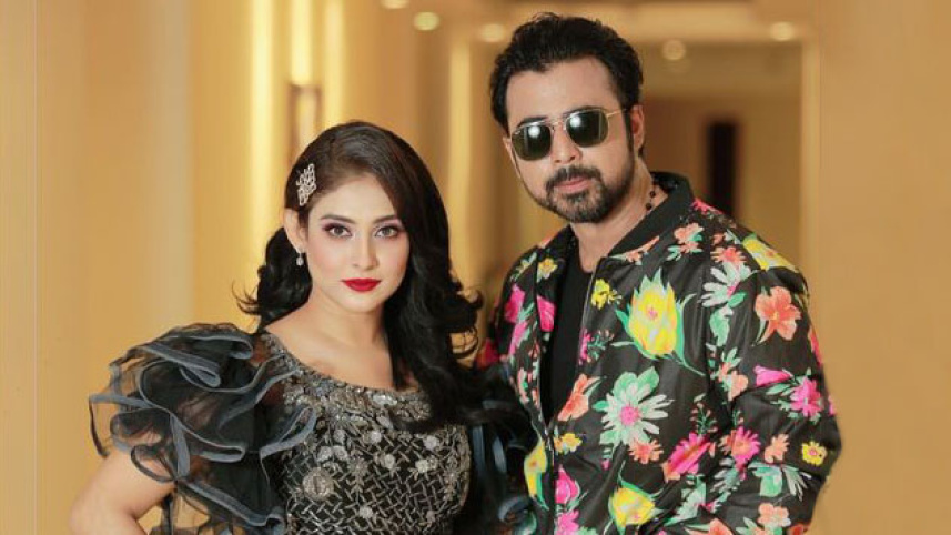 নিশো-মেহজাবিন3.jpg