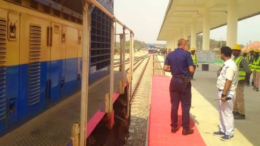 train sirajganj