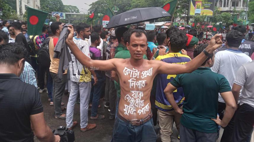 du_protest.jpg