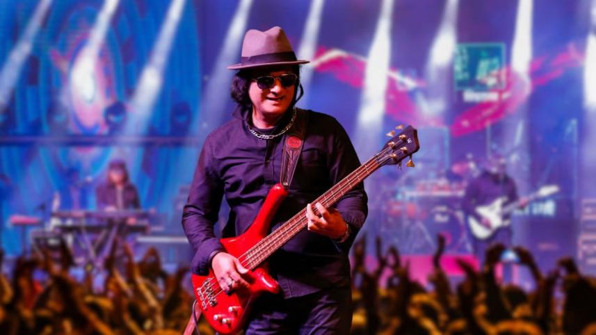 মাইলসের সাবেক বেইজ গিটারিস্ট ও ভোকাল শাফিন আহমেদ। ছবি: শেখ মেহেদী মোর্শেদ/স্টার  
