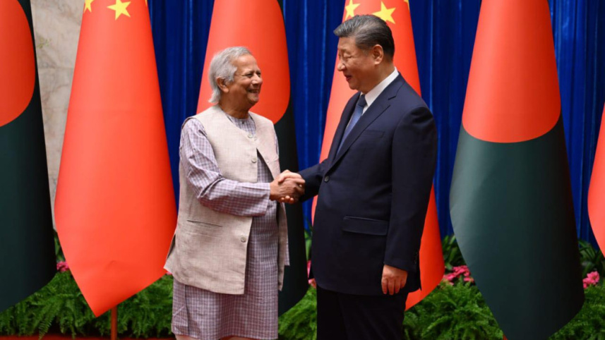 প্রধান উপদেষ্টা অধ্যাপক ড. মুহাম্মদ ইউনূস আজ সকালে বেইজিংয়ে চীনের প্রেসিডেন্ট শি জিনপিংয়ের সঙ্গে দ্বিপাক্ষিক বৈঠক করেন। ছবি: প্রধান উপদেষ্টার কার্যালয়/বাসস