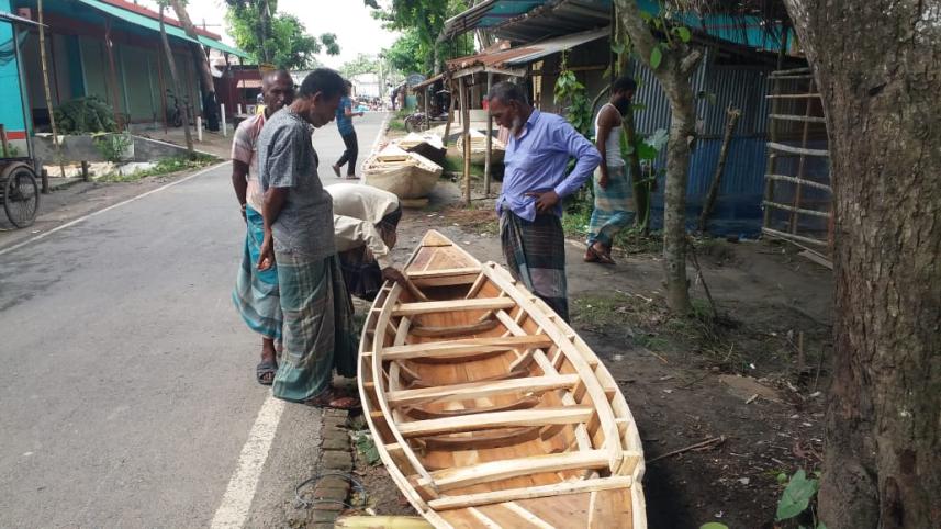 boat-1.jpg