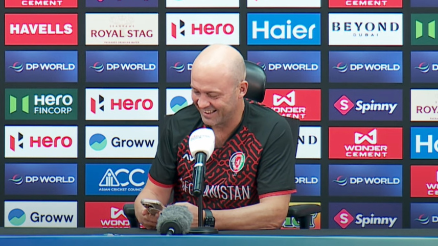 jonathan trott
