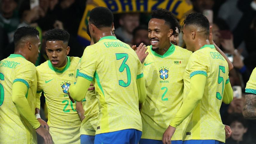 Estevao celebrates