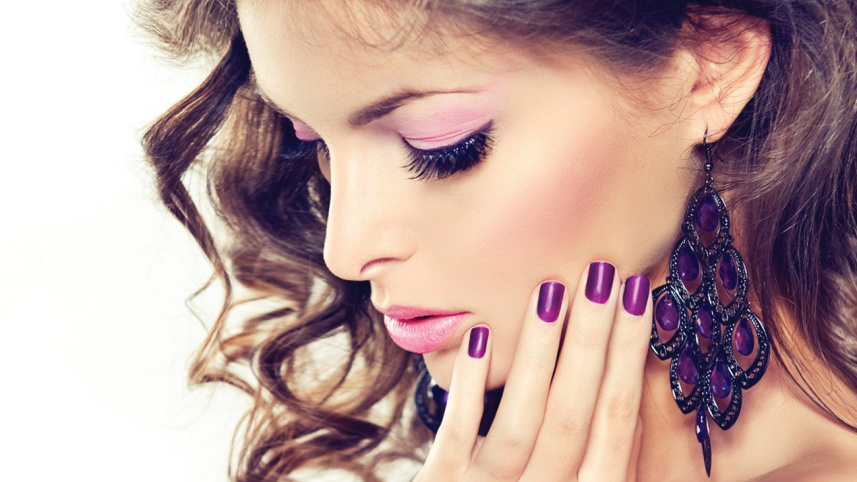 model-makeup-hair-face-hand.jpg