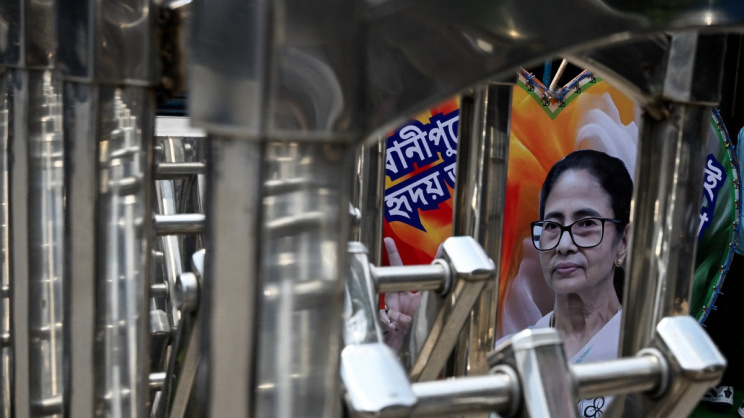 নিজ আসনেও জিততে পারেননি মমতা বন্দ্যোপাধ্যায়। ছবি: স্টেটসম্যান